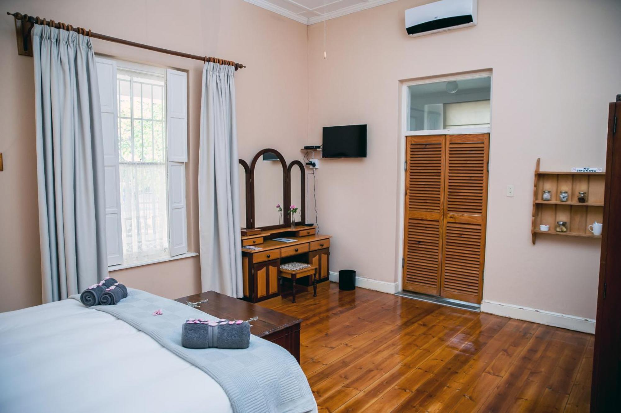 Petal'S Place Робертсон Номер фото